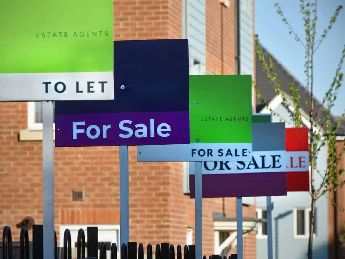 UK property sale discount